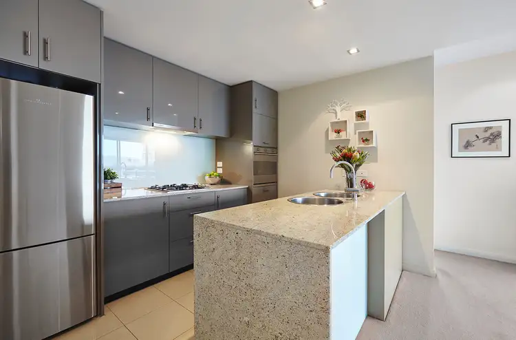 Fifth view of Homely apartment listing, 1010/480 St Kilda Road, Melbourne VIC 3004