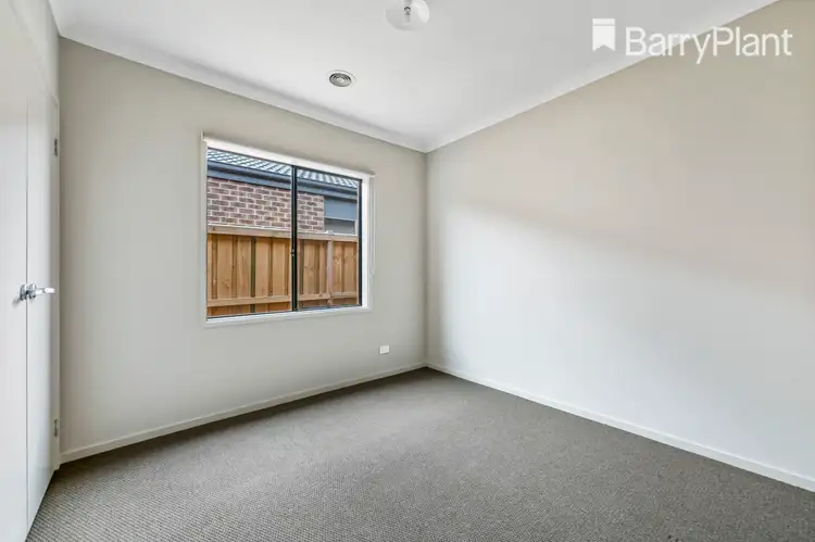 Fifth view of Homely house listing, 10 Rugby Crescent, Truganina VIC 3029