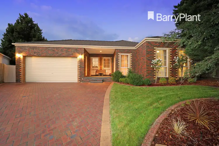 5 Andrew Court, Rowville VIC 3178