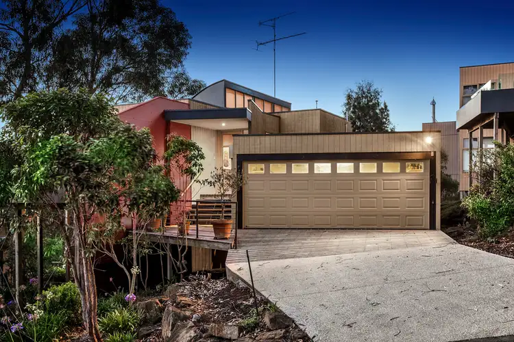 2 Skyline Court, Lorne VIC 3232