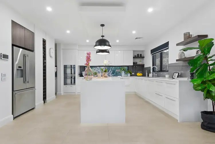 Sixth view of Homely house listing, 2 The Righi, Eaglemont VIC 3084