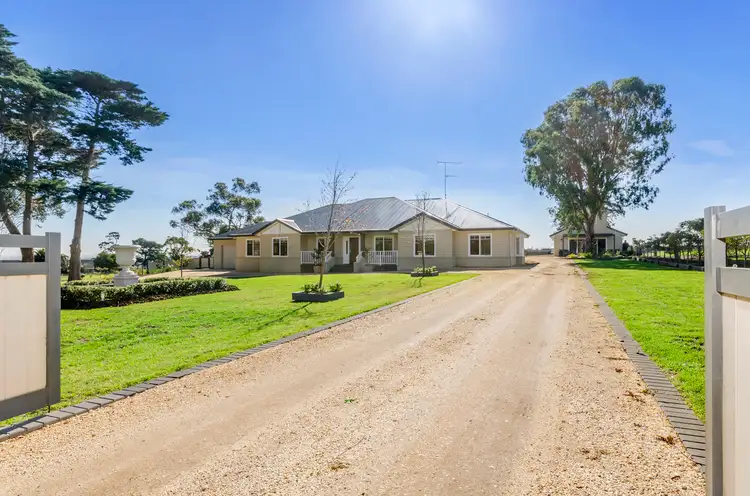72 Como Road, Leopold VIC 3224