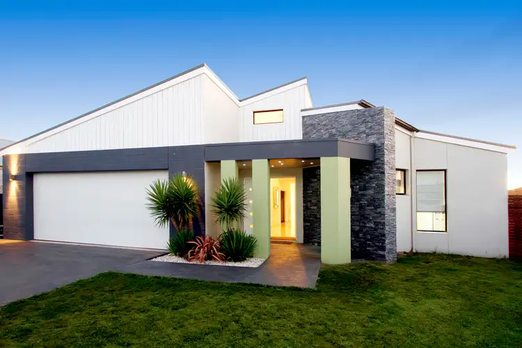 15 Brolga Place, Sale VIC 3850