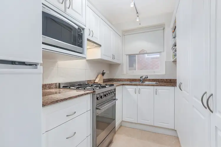 Fourth view of Homely apartment listing, 3/8 Onslow Avenue, Elizabeth Bay NSW 2011