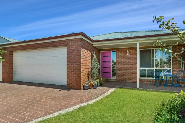 11 Simone Street, Kilmore VIC 3764