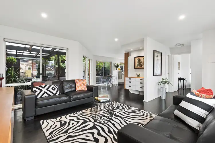 Second view of Homely townhouse listing, 3/186 Hawdon Street, Heidelberg VIC 3084