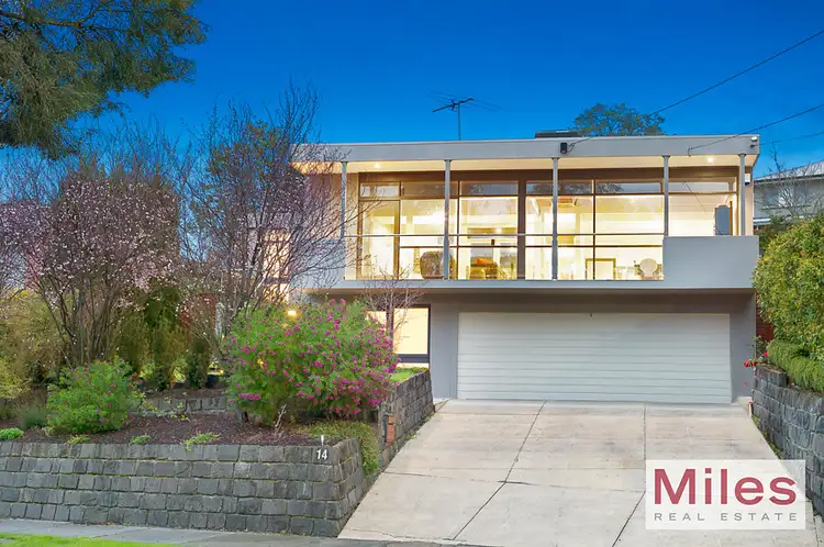 14 Scarborough Drive, Heidelberg VIC 3084