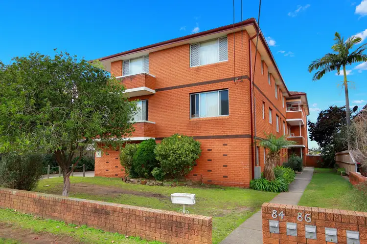 Fifth view of Homely unit listing, 2/84-86 Broadway, Punchbowl NSW 2196