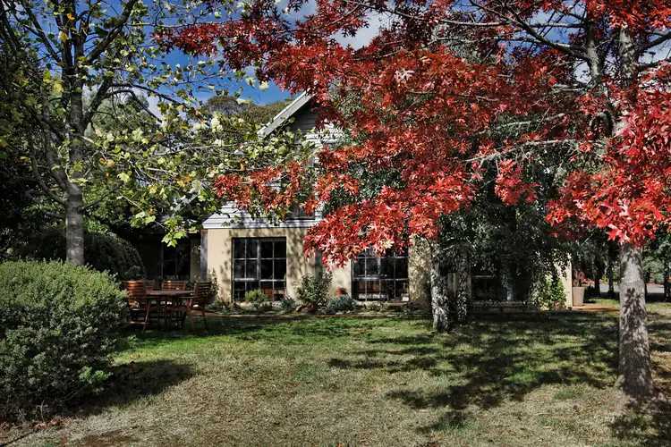 75 Casey Road, Woodend VIC 3442