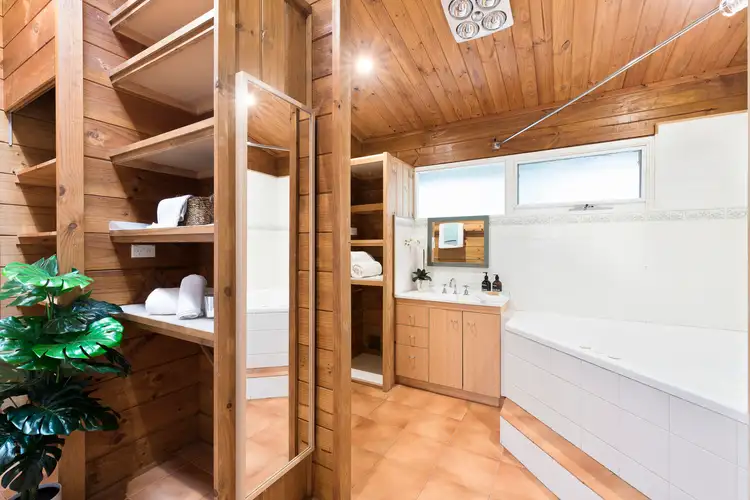 Fifth view of Homely house listing, 17 Millbank Drive, Mount Eliza VIC 3930