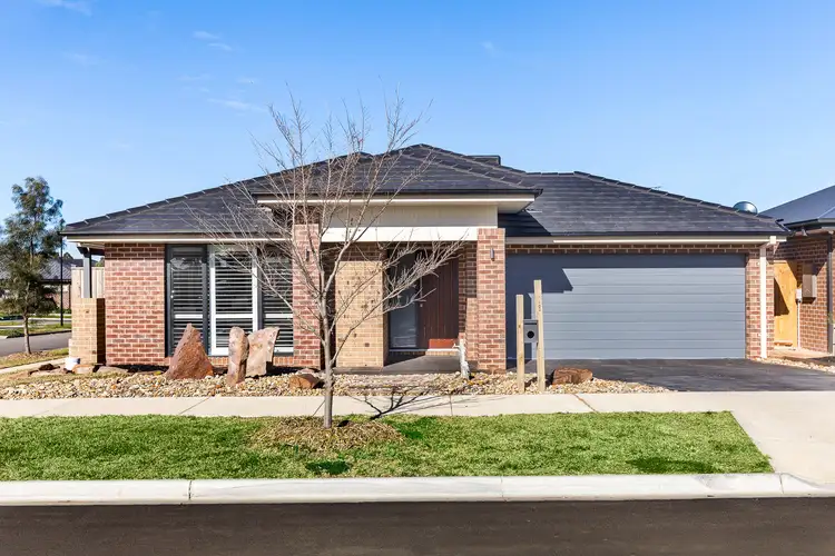 28 Carribie Rd, Doreen VIC 3754