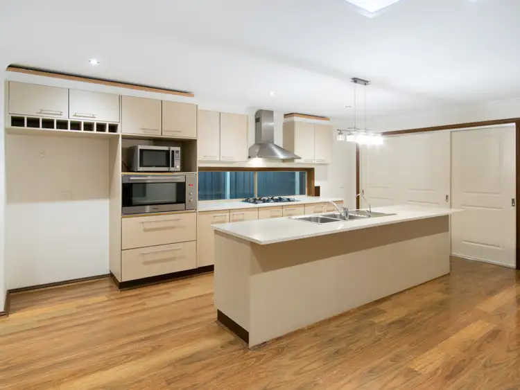 Third view of Homely house listing, 7 Carisbrook Circuit, Truganina VIC 3029