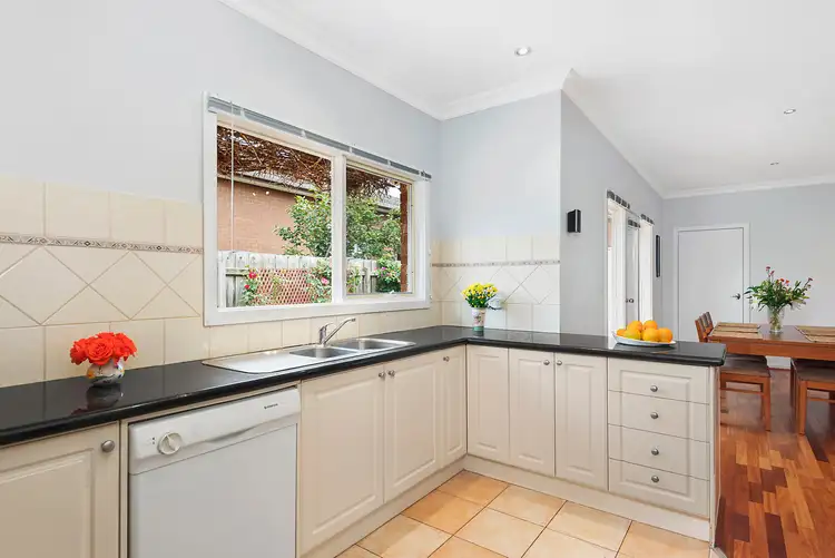Fourth view of Homely unit listing, 2/104 Ford Street, Ivanhoe VIC 3079