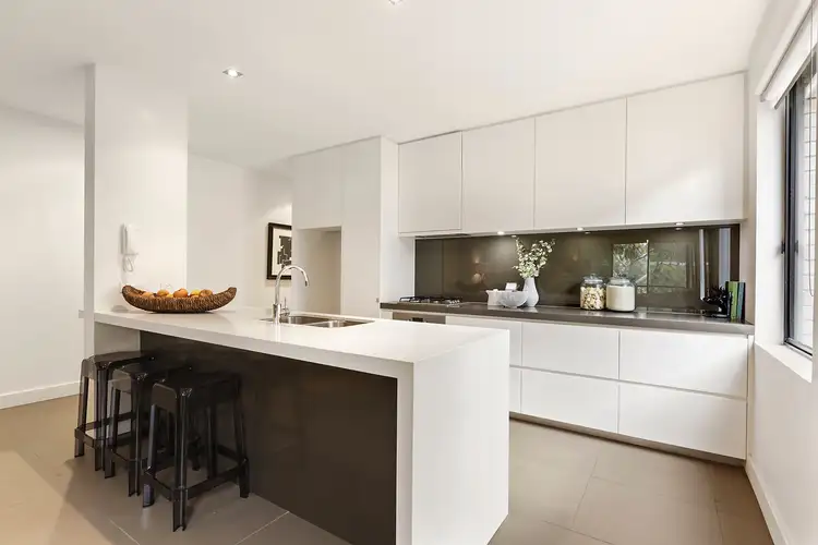 Third view of Homely apartment listing, 3/1 Canberra Road, Toorak VIC 3142