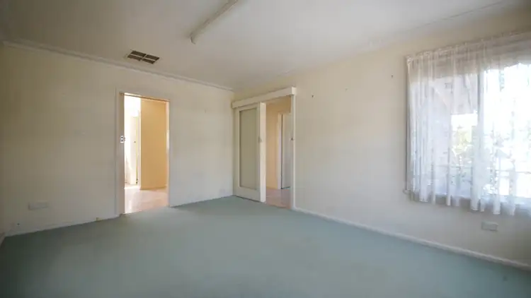 Fifth view of Homely unit listing, 1/14 O'Shanassy Street, Sunbury VIC 3429