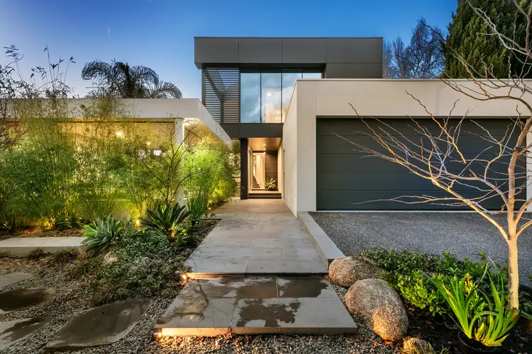 3 Mowbray Street