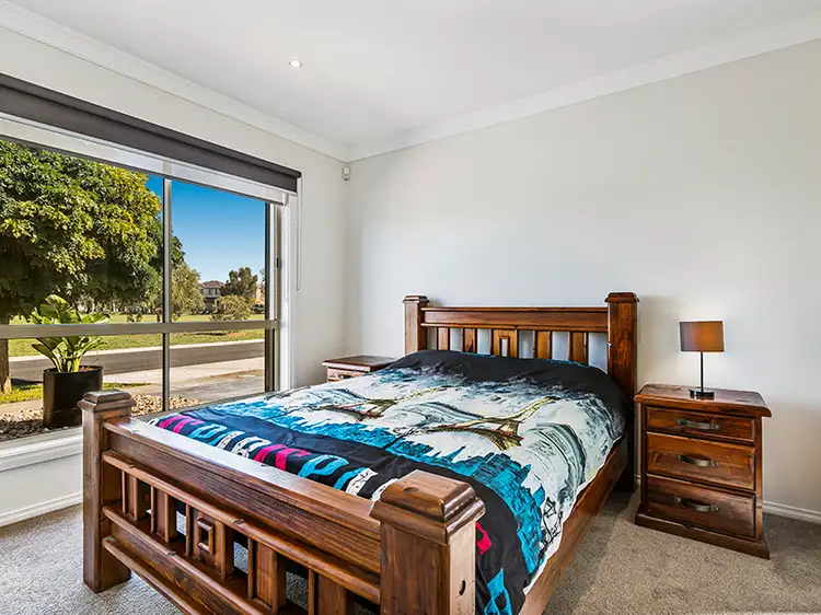 Second view of Homely house listing, 6 Clearview Court, Hoppers Crossing VIC 3029