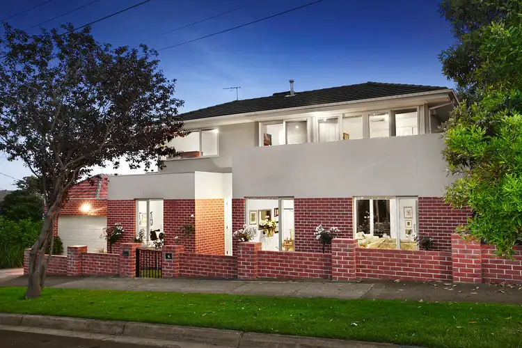 2B Leopold Street, Burwood VIC 3125