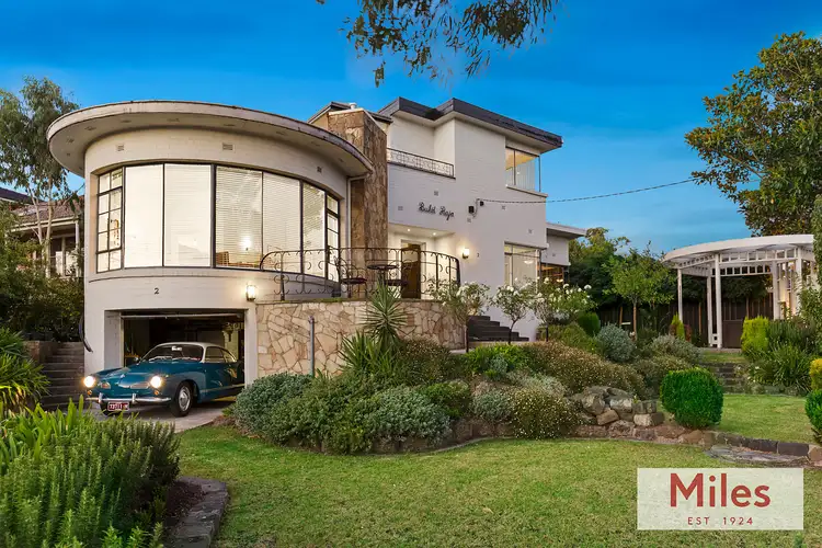 2 St Hubert Road, Ivanhoe East VIC 3079