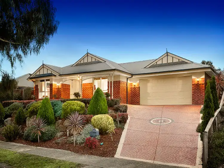 31 Rothacker Rise, Doreen VIC 3754