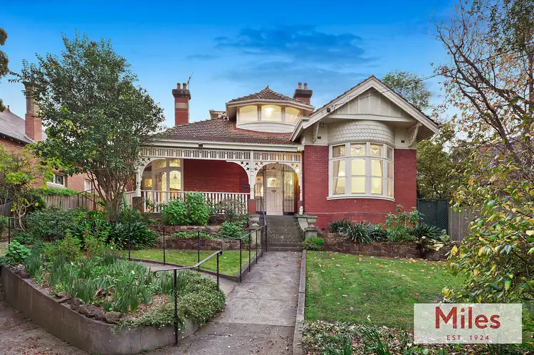 9 Sherwood Road, Ivanhoe VIC 3079