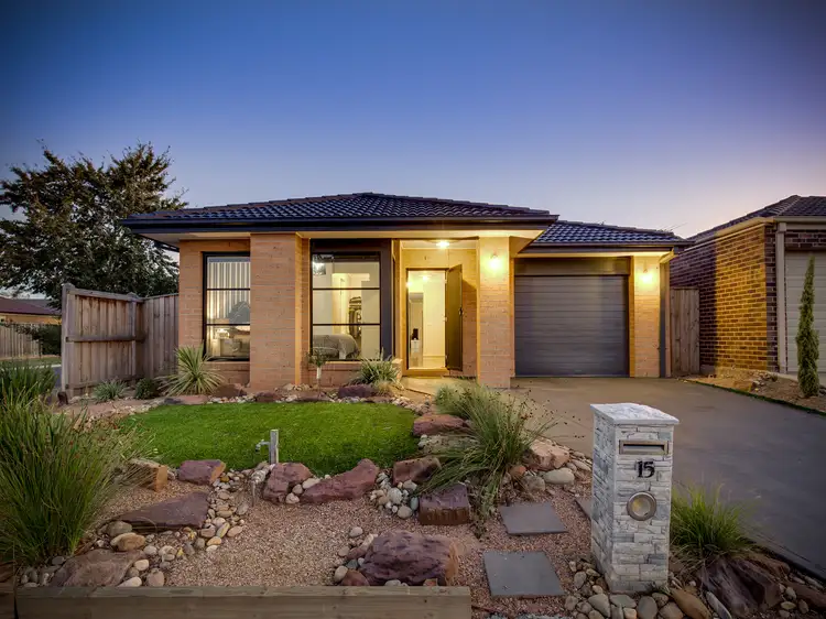 15 Solander Grove, Tarneit VIC 3029