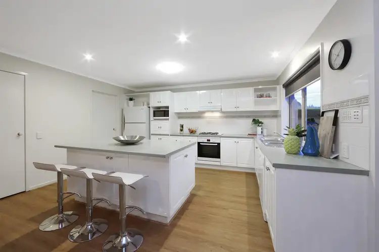 Second view of Homely house listing, 3 Clementine Close, Lysterfield VIC 3156