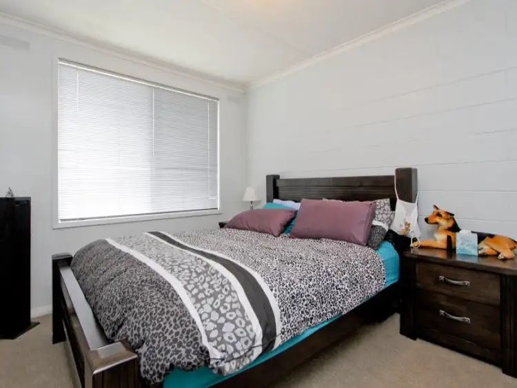 Fifth view of Homely unit listing, 1/165 Pearson Street, Sale VIC 3850