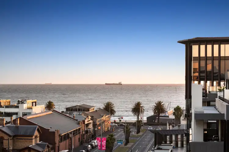 712/101 Bay Street, Port Melbourne VIC 3207