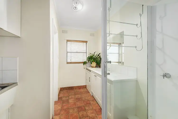 Sixth view of Homely apartment listing, 7/15 Carn Avenue, Ivanhoe VIC 3079
