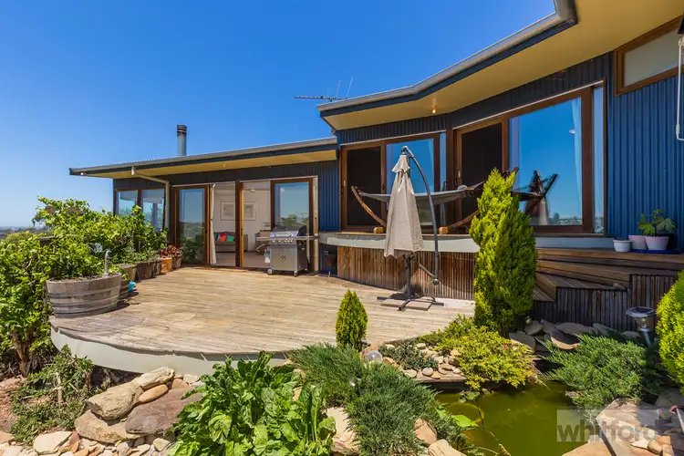 11 Oakbank Avenue, Highton VIC 3216