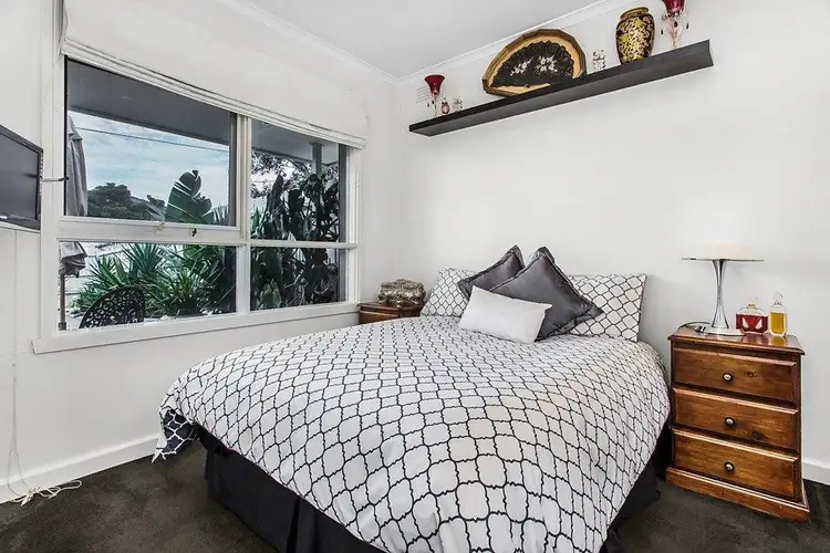 Third view of Homely unit listing, 2/2-4 GORDON, Tullamarine VIC 3043