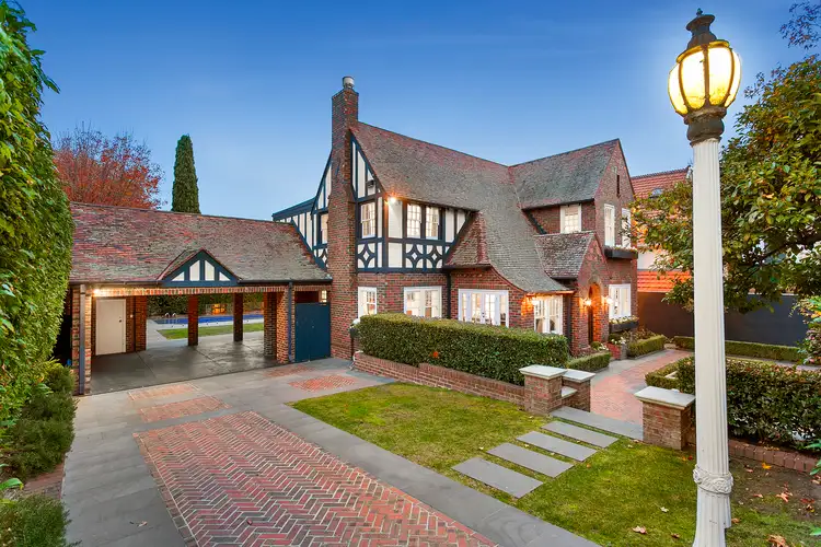 21 Iona Avenue, Toorak VIC 3142