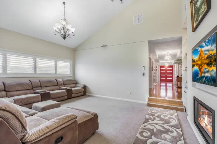 Fifth view of Homely house listing, 4 The Outlook, Hidden Valley VIC 3756