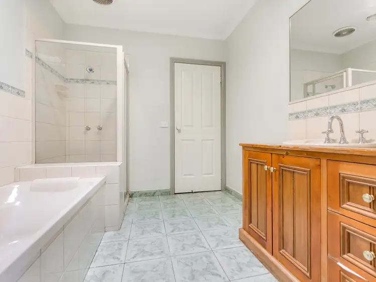 Sixth view of Homely unit listing, 1/3 Quarrion Court, Hoppers Crossing VIC 3029