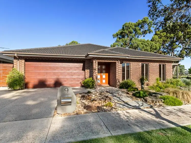 9 Tregowan Place, Doreen VIC 3754