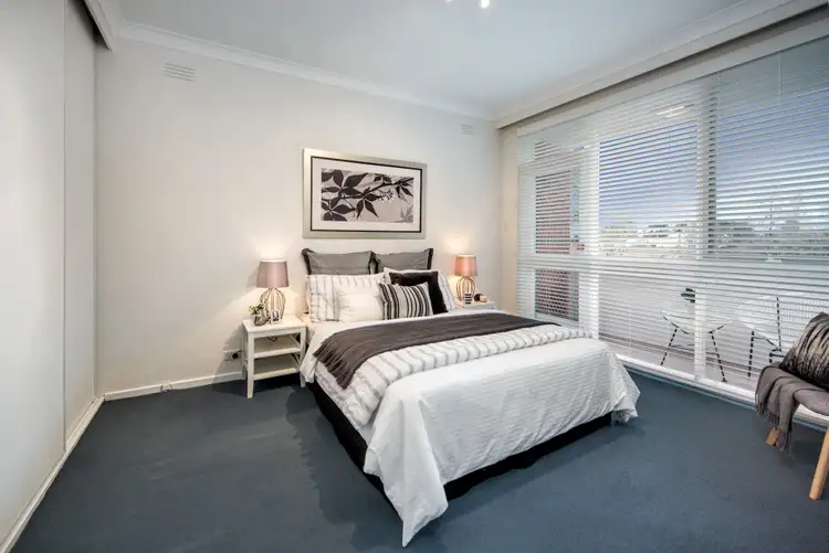 Fifth view of Homely apartment listing, 3/18 Segtoune Street, Kew VIC 3101