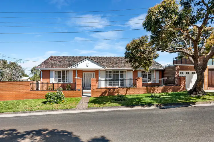 29 Grenville Street, Hampton VIC 3188