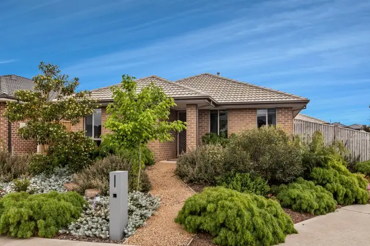 38 Golf Links Drive, Beveridge VIC 3753
