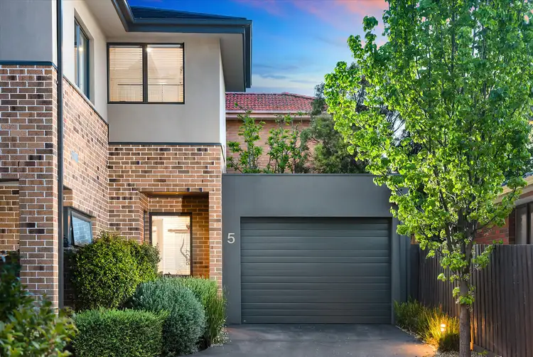 5/380 Burwood Highway, Burwood VIC 3125