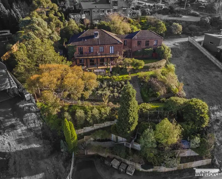 16 Watersedge Terrace, Highton VIC 3216
