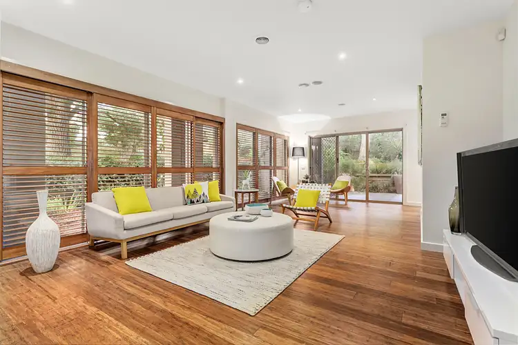 149 Main Drive, Macleod VIC 3085