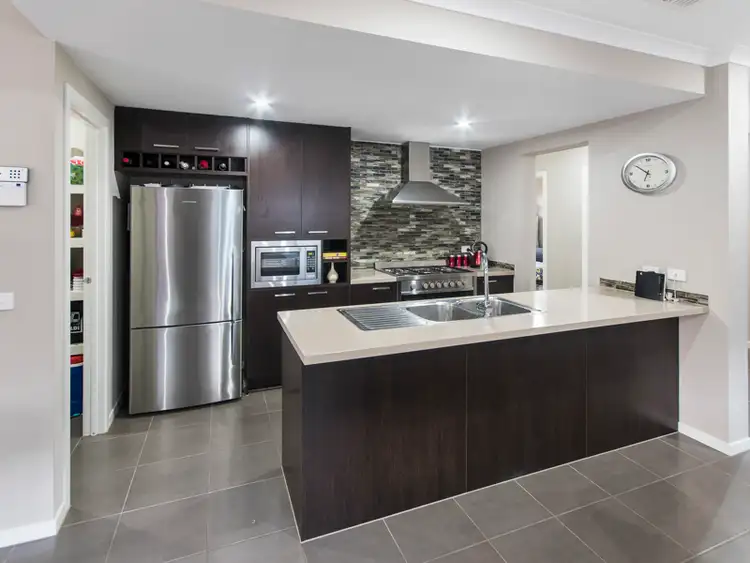 Fifth view of Homely house listing, 28 Samaria Street, Tarneit VIC 3029