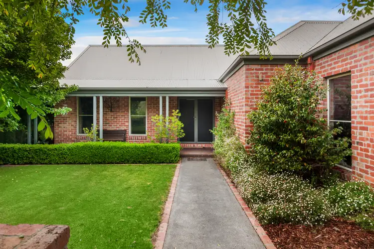 23 Overland Rise, Pakenham VIC 3810