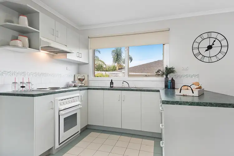 Fourth view of Homely unit listing, 2/6 Aminya Crescent, Yallambie VIC 3085