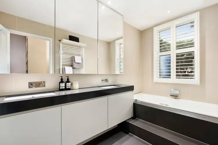 Sixth view of Homely house listing, 30 Holyrood Street, Hampton VIC 3188