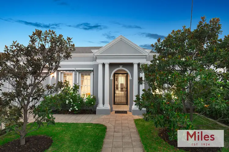 56 Hillside Road, Rosanna VIC 3084