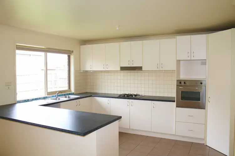 Fifth view of Homely house listing, 39 Breamlea Way, Cranbourne West VIC 3977