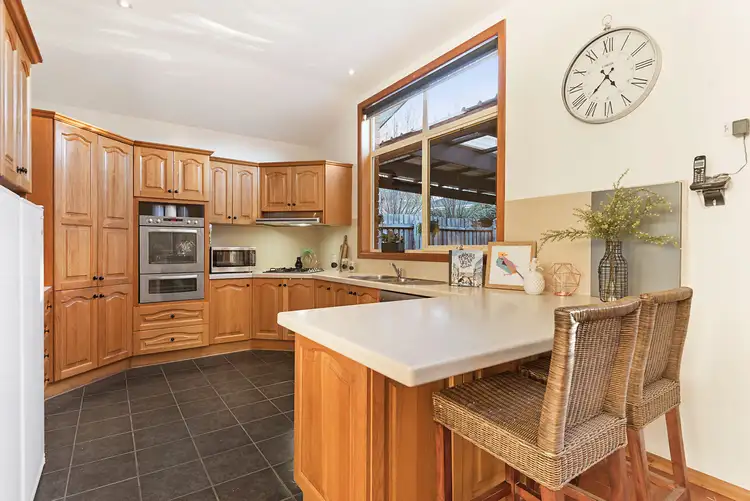 Fourth view of Homely house listing, 32 Sherlowe Crescent, Viewbank VIC 3084