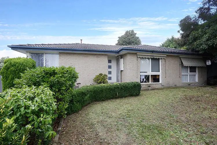 Main view of Homely house listing, 2 Mossgiel Park Drive, Endeavour Hills VIC 3802